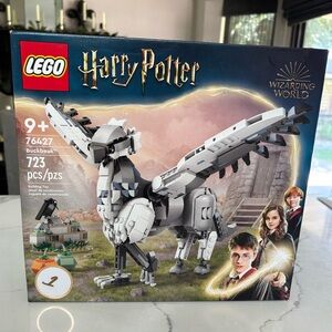 LEGO Harry Potter Buckbeak Set - Black and White